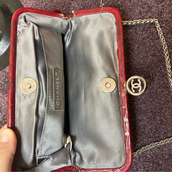 RARE Chanel CC Red Quilted Leather Runway Collection Clutch Crossbody Bag w COA - Picture 9 of 16